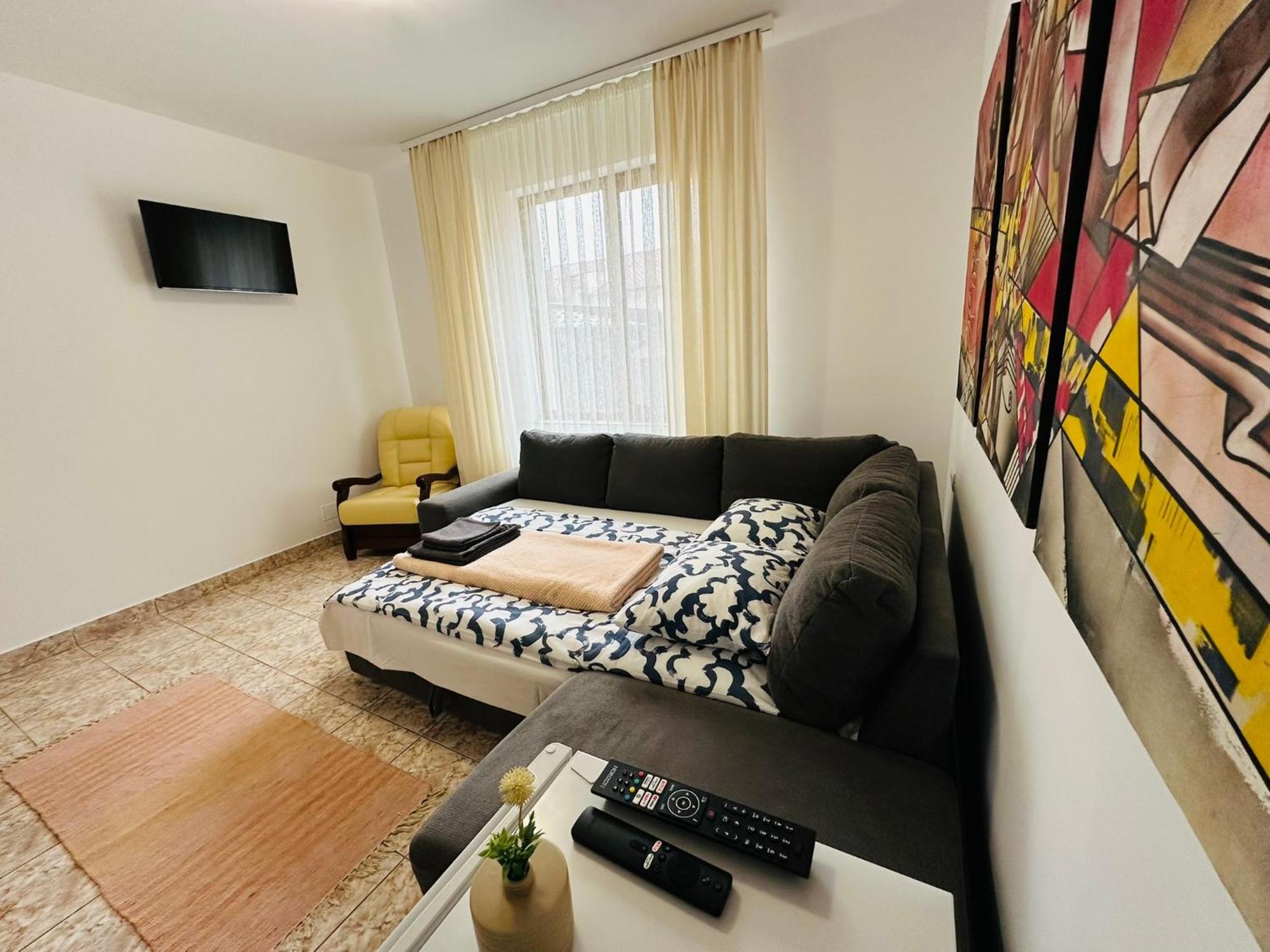 Serenity And Apartment *